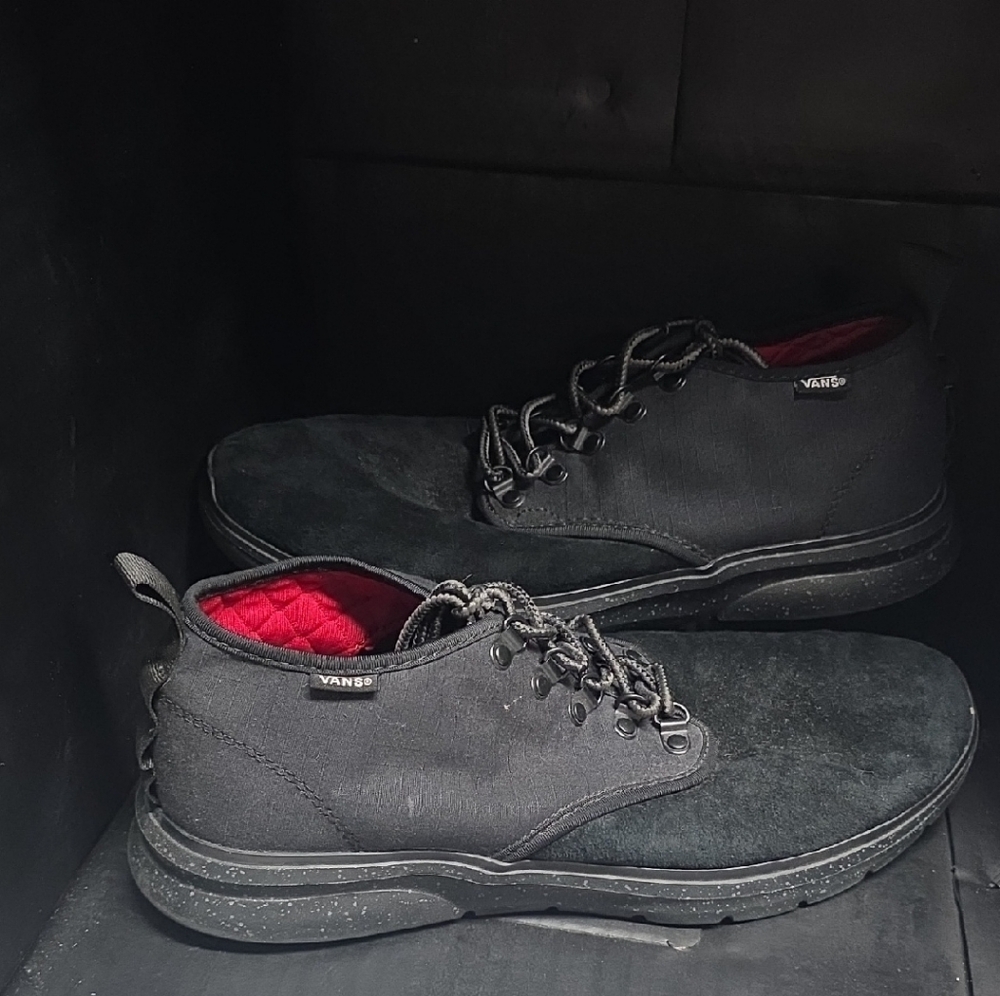 Vans Men's Ultracush Sneakers Size 12
